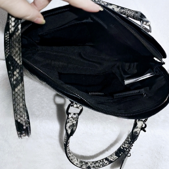 Aldo Black and White Snakeskin Crossbody Bag - Picture 12 of 16